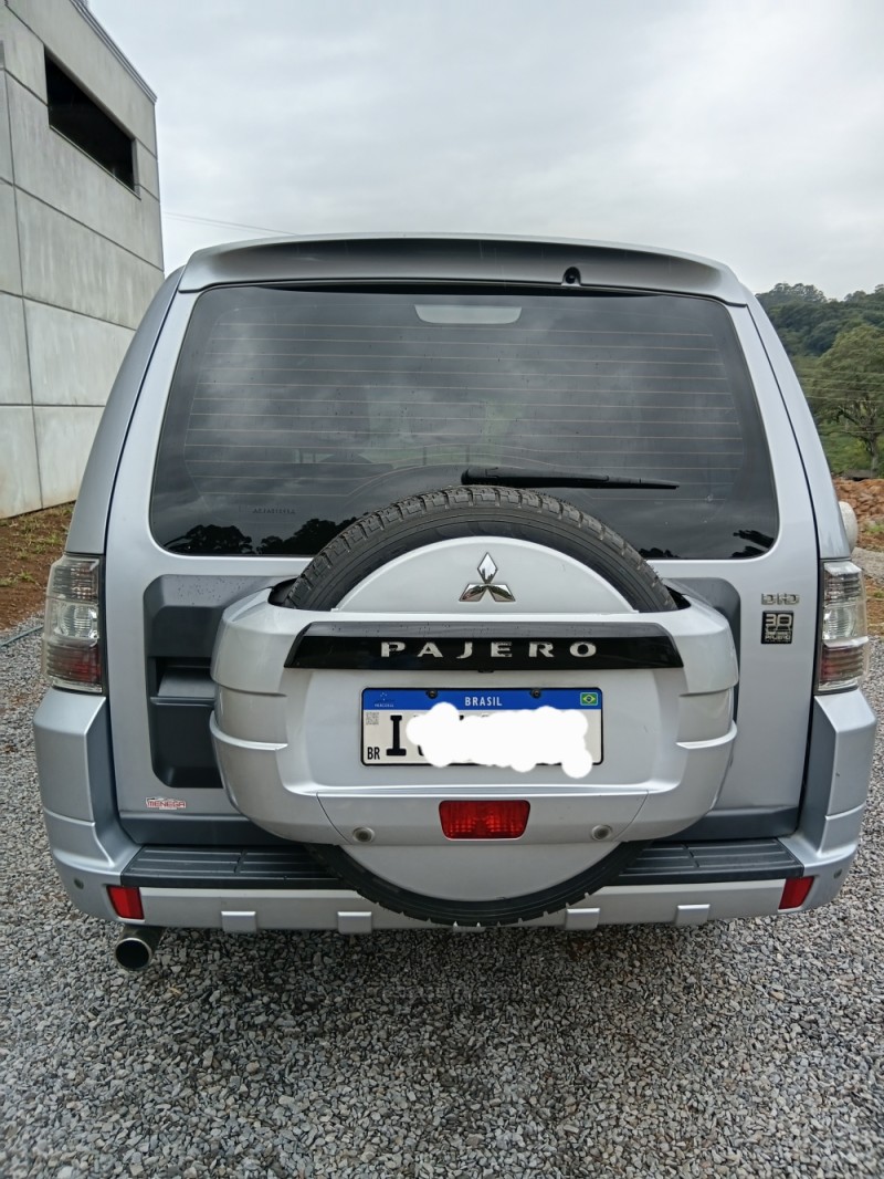 PAJERO FULL 3.2 HPE 4X4 16V TURBO INTERCOOLER DIESEL 4P AUTOMÁTICO - 2014 - BENTO GONçALVES