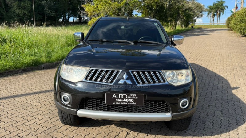 PAJERO DAKAR 3.5 HPE 7 LUGARES 4X4 V6 24V FLEX 4P AUTOMÁTICO - 2013 - DOIS IRMãOS