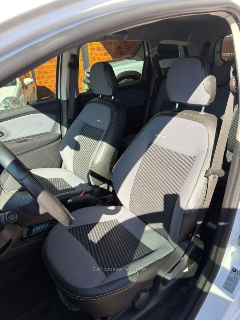 SPIN 1.8 ACTIV 8V FLEX 4P AUTOMÁTICO - 2020 - LAJEADO