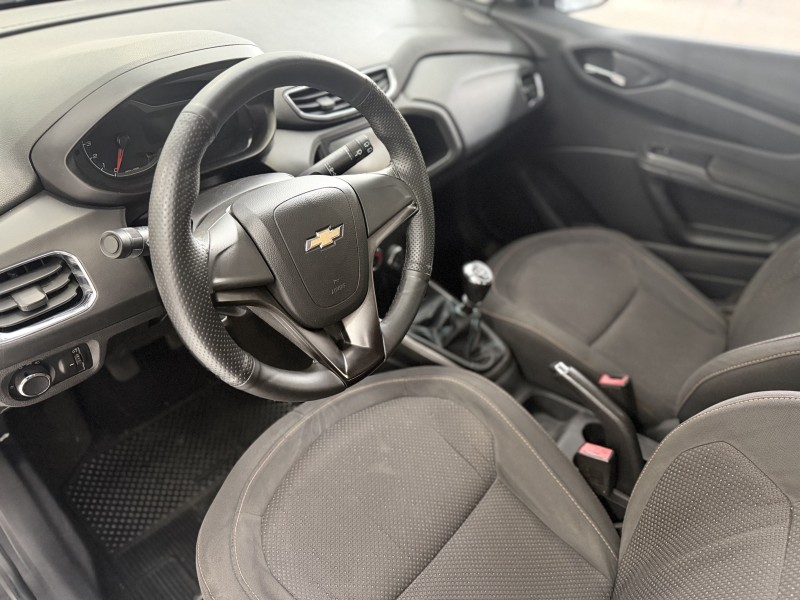 ONIX 1.0 LT 12V FLEX 4P MANUAL - 2013 - CAXIAS DO SUL