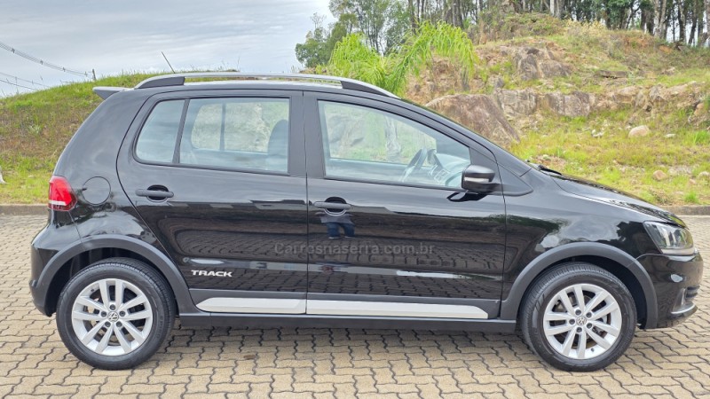 FOX 1.0 MPI TRACK 12V FLEX 4P MANUAL - 2016 - SãO MARCOS