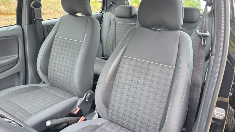 FOX 1.0 MPI TRACK 12V FLEX 4P MANUAL - 2016 - SãO MARCOS