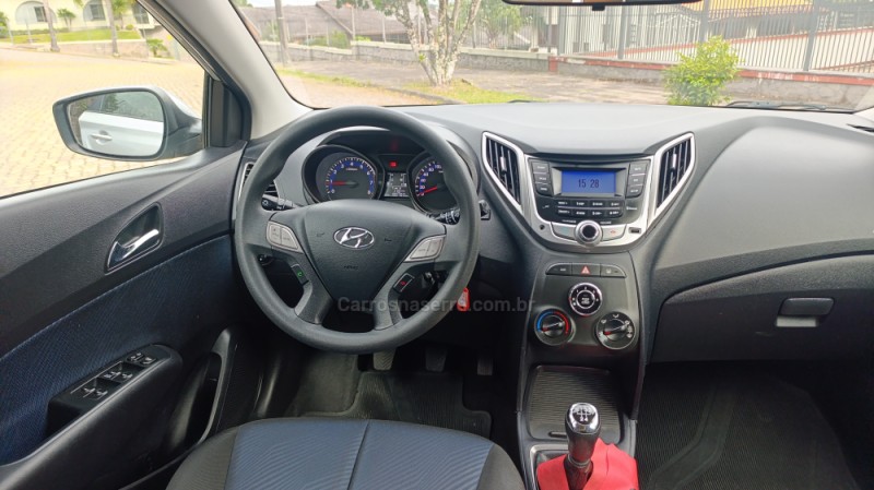 HB20 1.6 COMFORT STYLE 16V FLEX 4P MANUAL - 2014 - CAXIAS DO SUL