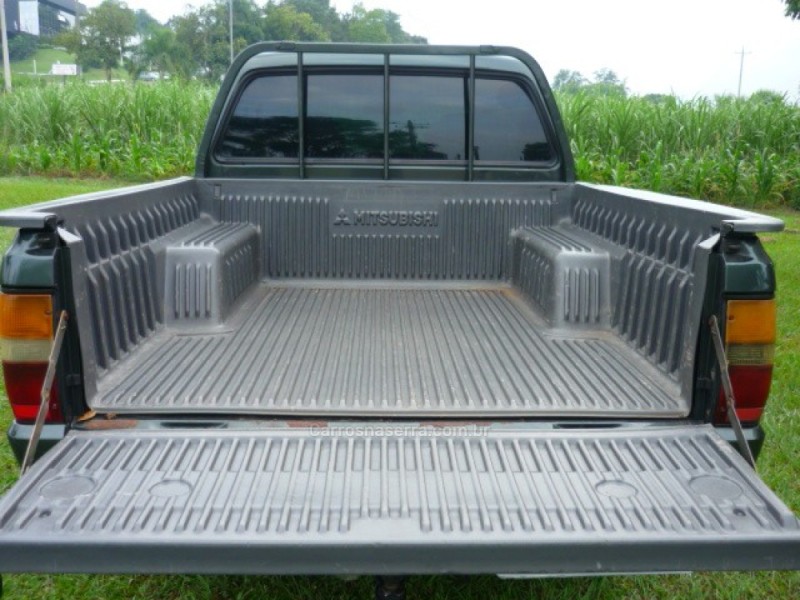 L200 2.5 GLS 4X4 CD 8V TURBO DIESEL 4P MANUAL - 2003 - ARROIO DO MEIO