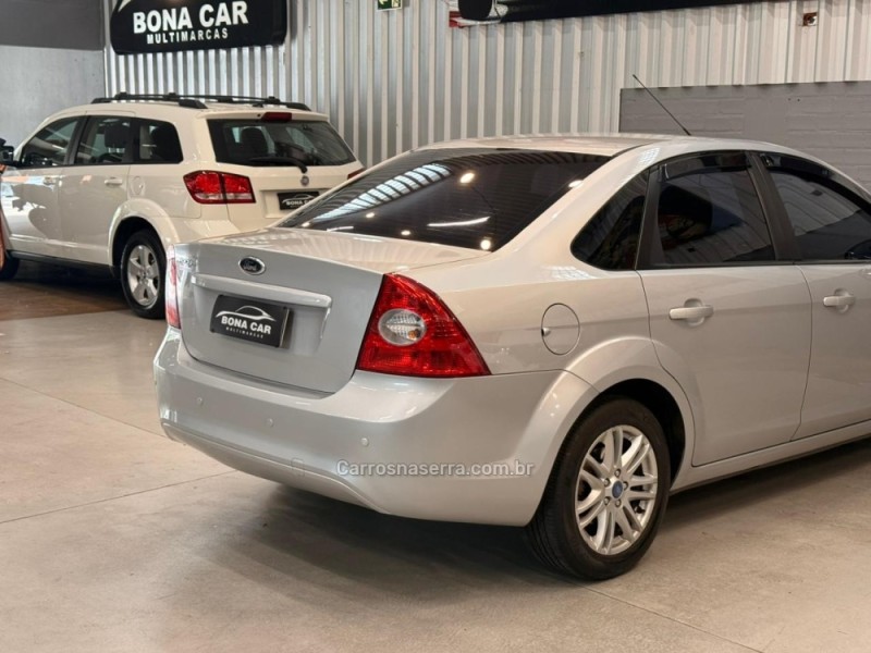 FOCUS 1.6 8V FLEX 4P MANUAL - 2012 - CAXIAS DO SUL