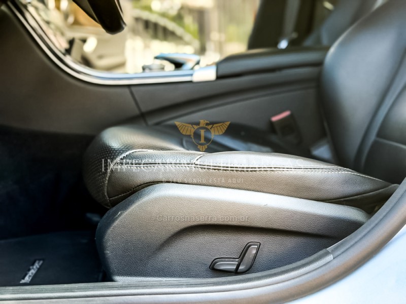 C 180 1.6 CGI EXCLUSIVE 16V TURBO GASOLINA 4P AUTOMÁTICO - 2015 - NOVO HAMBURGO