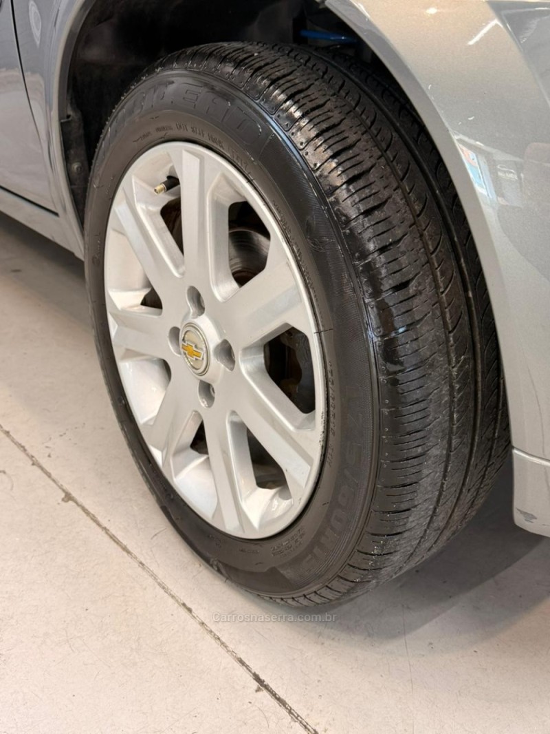 CLASSIC 1.0 MPFI LS 8V FLEX 4P MANUAL - 2013 - CAXIAS DO SUL