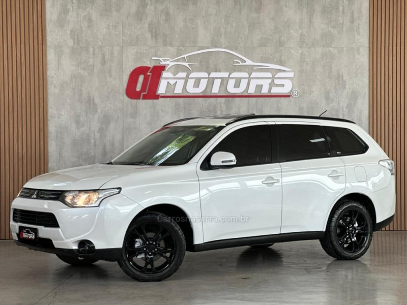 OUTLANDER 2.0 16V GASOLINA 4P AUTOMÁTICO - 2015 - NOVO HAMBURGO