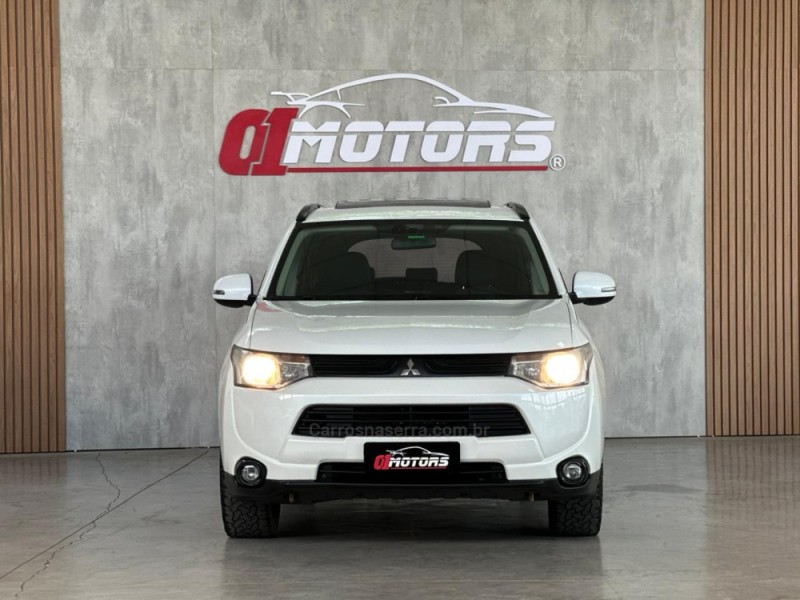 OUTLANDER 2.0 16V GASOLINA 4P AUTOMÁTICO - 2015 - NOVO HAMBURGO