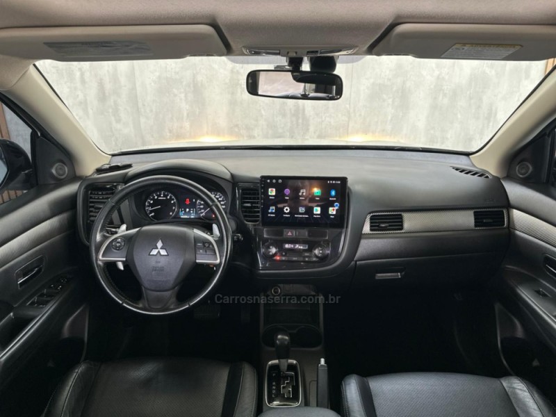 OUTLANDER 2.0 16V GASOLINA 4P AUTOMÁTICO - 2015 - NOVO HAMBURGO