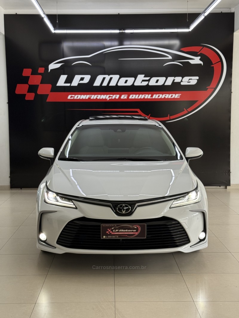 COROLLA 2.0 ALTIS PREMIUM 16V FLEX 4P AUTOMÁTICO - 2023 - FARROUPILHA
