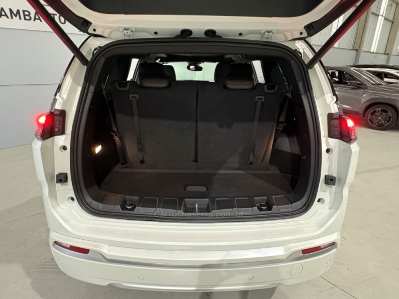 COMMANDER 1.3 OVERLAND T270 16V 4X2 TURBO FLEX 4P AUTOMÁTICO - 2026 - BENTO GONçALVES