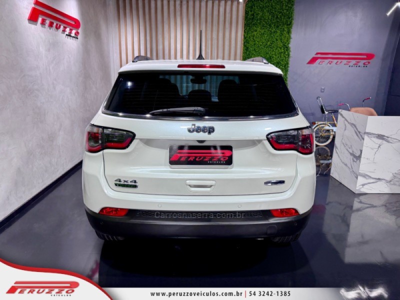 COMPASS 2.0 16V DIESEL LONGITUDE 4X4 AUTOMÁTICO - 2020 - NOVA PRATA