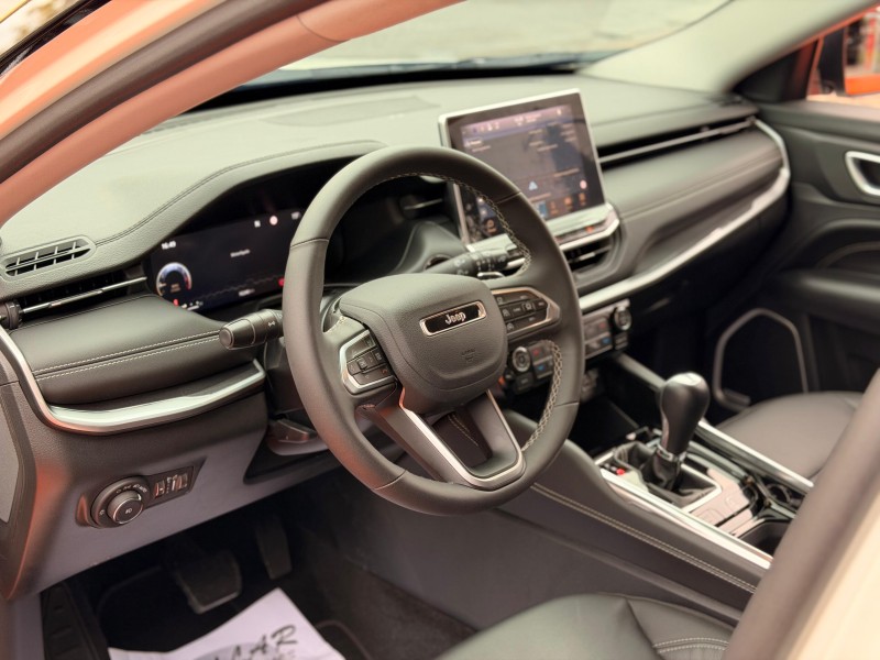 COMMANDER  - 2025 - CANELA