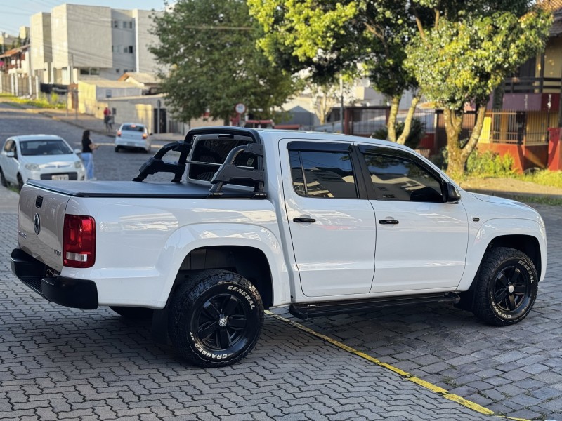 AMAROK 2.0 4X2 CD 16V TURBO INTERCOOLER DIESEL 4P MANUAL - 2012 - CAXIAS DO SUL
