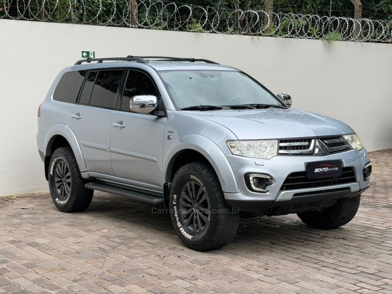 PAJERO 3.5 HPE 4X4 7 LUGARES V6 24V FLEX 4P AUTOMÁTICO - 2016 - BENTO GONçALVES