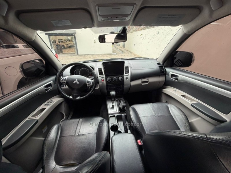 PAJERO 3.5 HPE 4X4 7 LUGARES V6 24V FLEX 4P AUTOMÁTICO - 2016 - BENTO GONçALVES