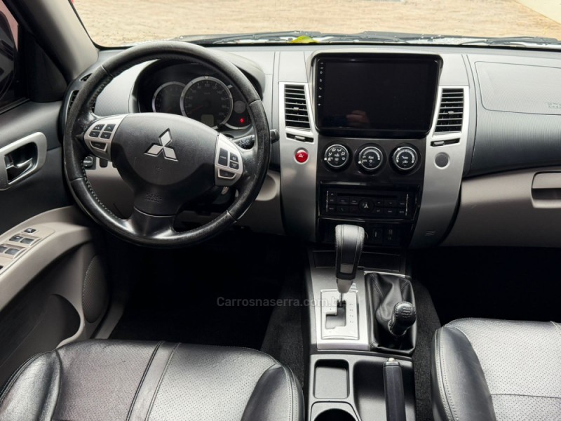 PAJERO 3.5 HPE 4X4 7 LUGARES V6 24V FLEX 4P AUTOMÁTICO - 2016 - BENTO GONçALVES