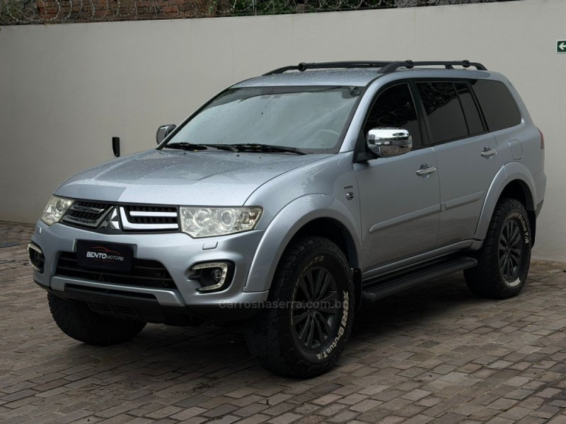 pajero 3.5 hpe 4x4 7 lugares v6 24v flex 4p automatico 2016 bento goncalves