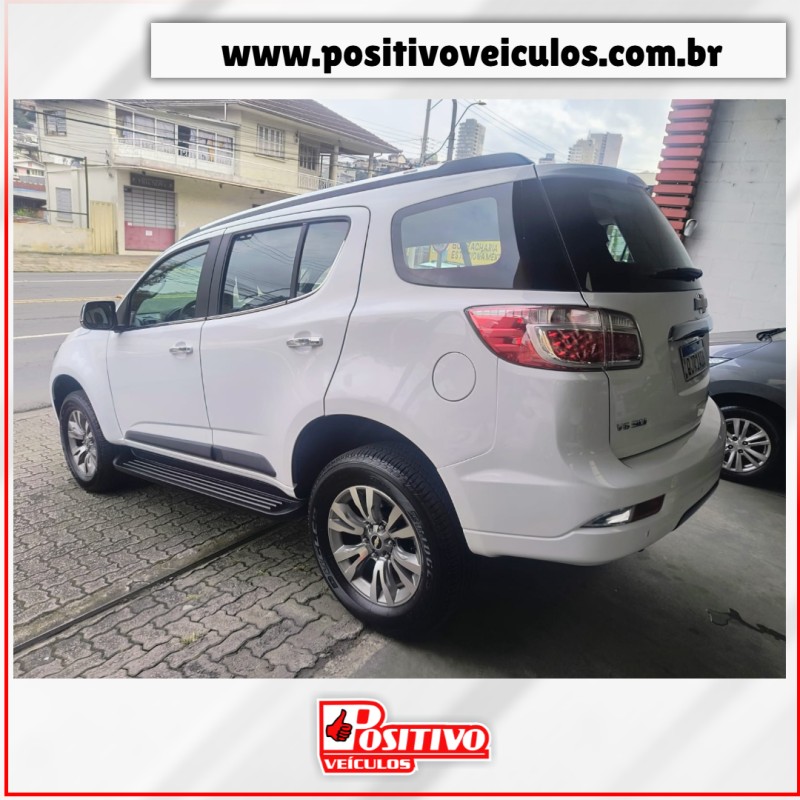 TRAILBLAZER 3.6 LTZ 4X4 V6 GASOLINA 4P AUTOMÁTICO - 2017 - CAXIAS DO SUL