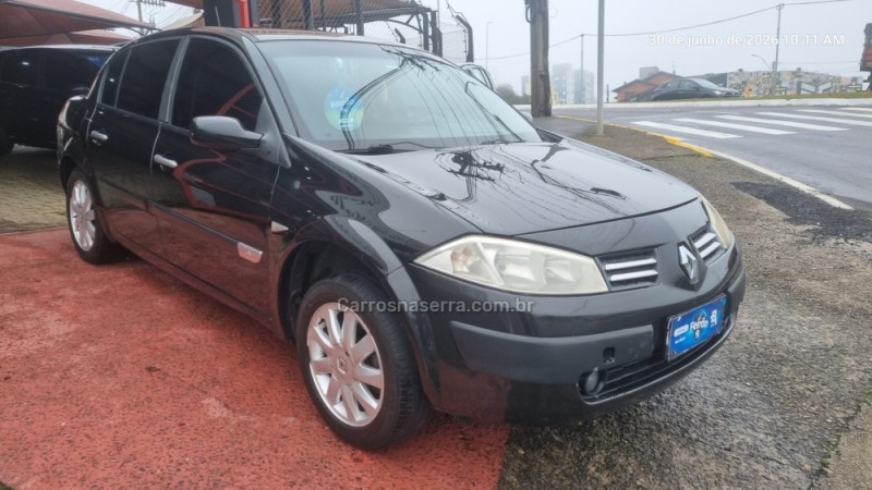 MÉGANE 1.6 EXPRESSION 16V FLEX 4P MANUAL - 2011 - FARROUPILHA