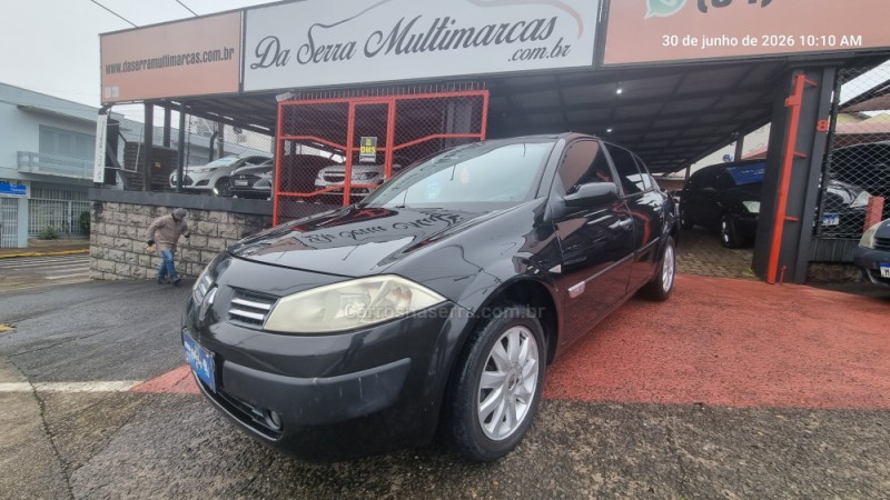 MÉGANE 1.6 EXPRESSION 16V FLEX 4P MANUAL - 2011 - FARROUPILHA