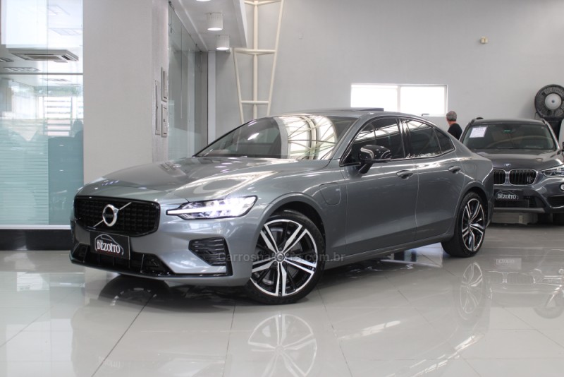 s60 2.0 t8 r design hibrido 4p automatico 2021 caxias do sul