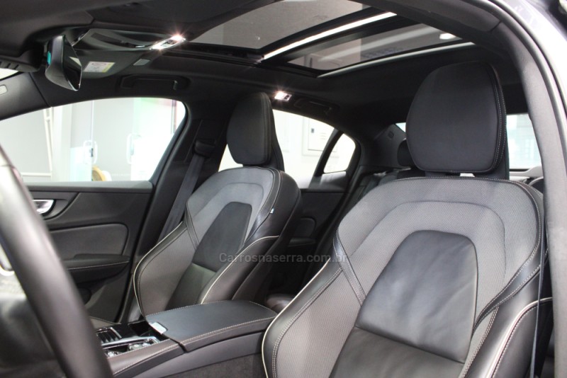 S60 2.0 T8 R-DESIGN HÍBRIDO 4P AUTOMÁTICO - 2021 - CAXIAS DO SUL