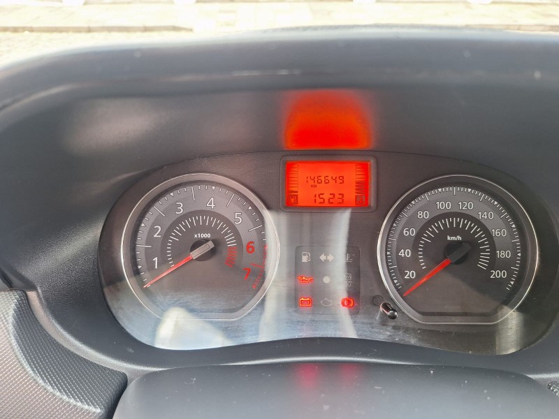 LOGAN 1.6 EXPRESSION 8V FLEX 4P MANUAL - 2013 - CAXIAS DO SUL