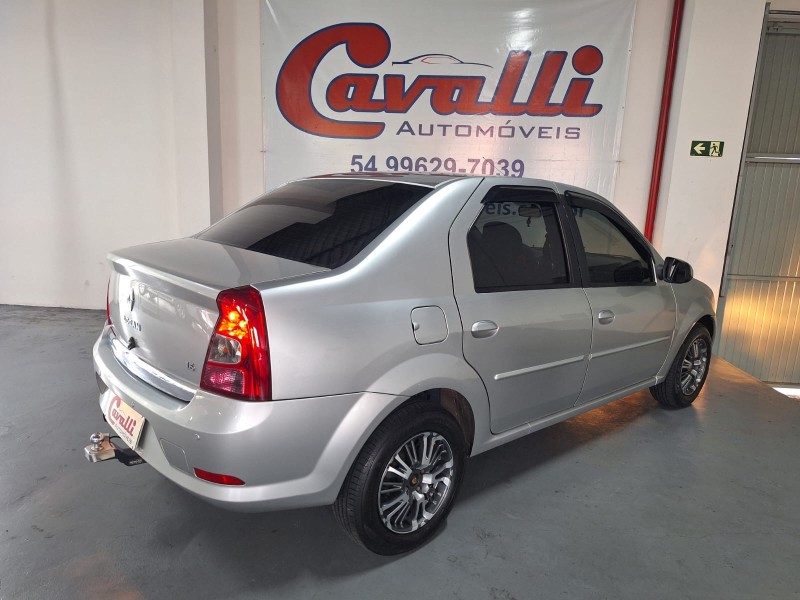 LOGAN 1.6 EXPRESSION 8V FLEX 4P MANUAL - 2013 - CAXIAS DO SUL