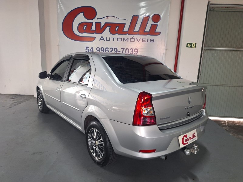 LOGAN 1.6 EXPRESSION 8V FLEX 4P MANUAL - 2013 - CAXIAS DO SUL