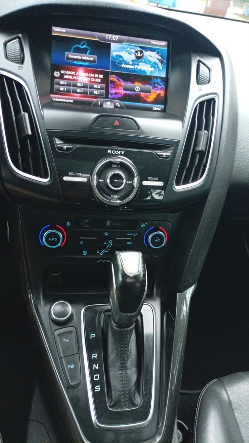 FOCUS 2.0 TITANIUM PLUS FASTBACK 16V FLEX 4P AUTOMÁTICO - 2016 - FARROUPILHA