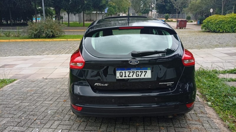 FOCUS 2.0 TITANIUM PLUS FASTBACK 16V FLEX 4P AUTOMÁTICO - 2016 - FARROUPILHA