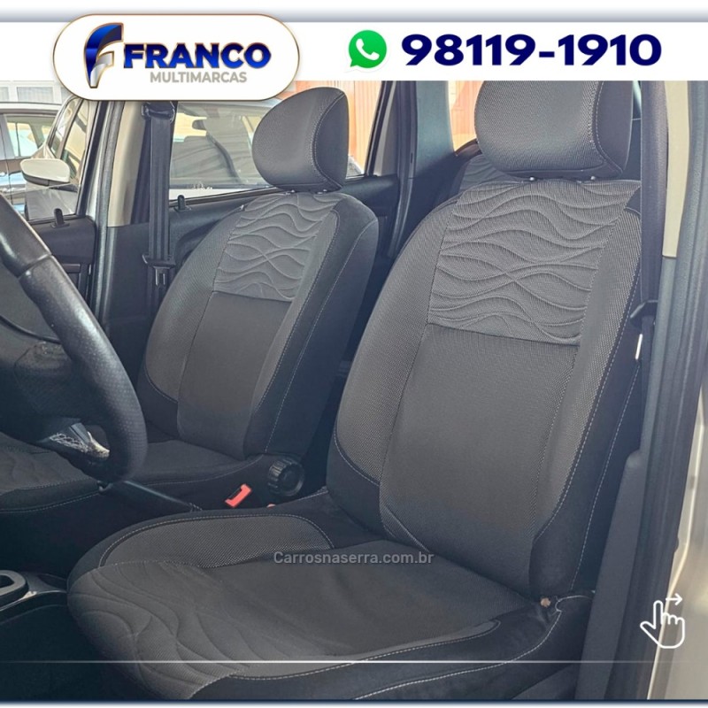 DUSTER 2.0 TECH ROAD II 4X2 16V FLEX 4P AUTOMÁTICO - 2013 - VACARIA
