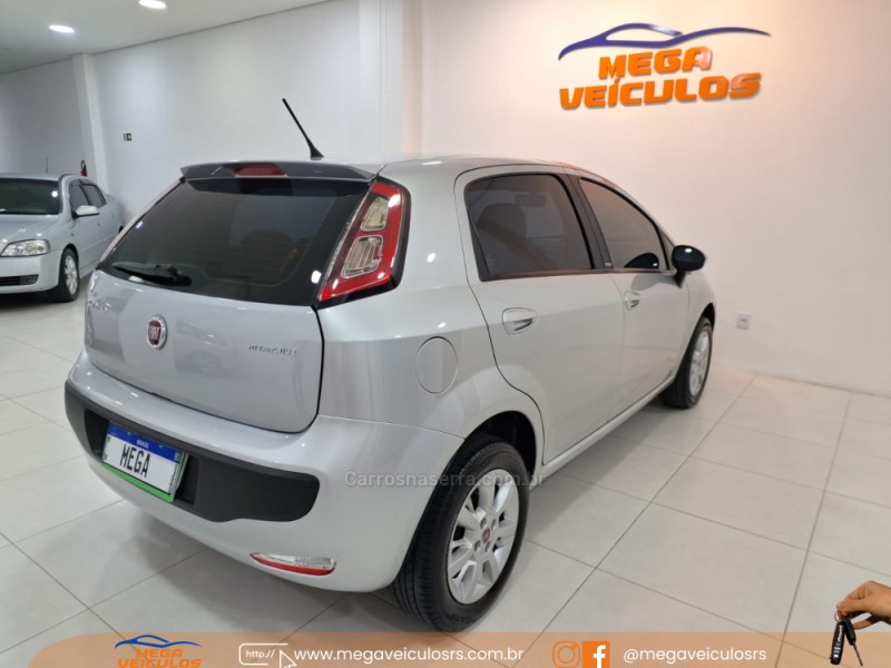 PUNTO 1.4 ATTRACTIVE 8V FLEX 4P MANUAL - 2014 - BENTO GONçALVES