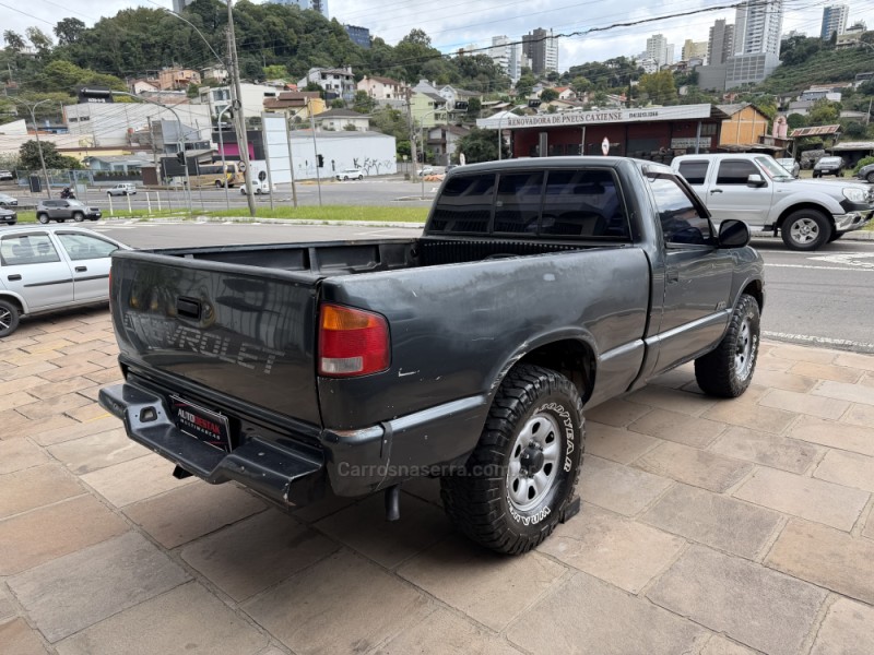 S10 2.2 EFI STD 4X2 CS 8V GASOLINA 2P MANUAL - 1996 - CAXIAS DO SUL