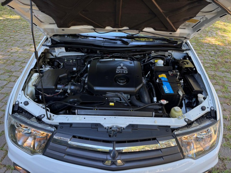 L200 3.2 HPE 4X4 CD 16V TURBO INTERCOOLER DIESEL 4P AUTOMÁTICO - 2015 - CAXIAS DO SUL