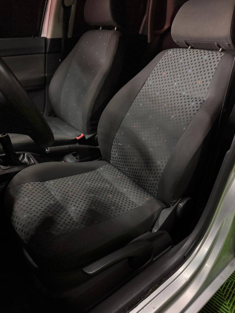 POLO 1.6 MI 8V GASOLINA 4P MANUAL - 2003 - FELIZ