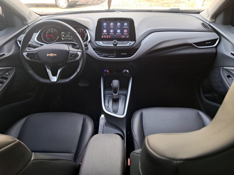 ONIX 1.0	PREMIER PLUS 12V TURBO FLEX 4P AUTOMÁTICO - 2024 - CAXIAS DO SUL