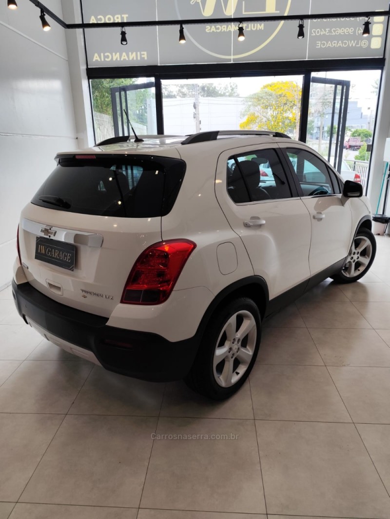 TRACKER 1.8 MPFI LTZ 4X2 16V FLEX 4P AUTOMÁTICO - 2016 - BENTO GONçALVES