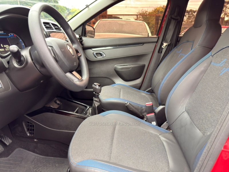 KWID 1.0 12V SCE FLEX INTENSE MANUAL - 2024 - CANELA