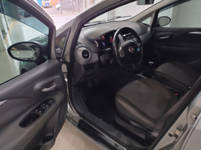 PUNTO 1.6 ESSENCE 16V FLEX 4P MANUAL - 2017 - BENTO GONçALVES