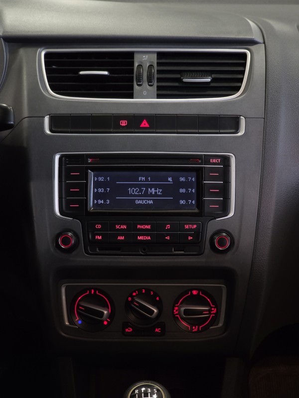 FOX 1.0 MI 8V FLEX 4P MANUAL - 2014 - CAXIAS DO SUL