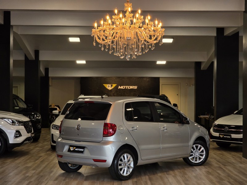 FOX 1.0 MI 8V FLEX 4P MANUAL - 2014 - CAXIAS DO SUL