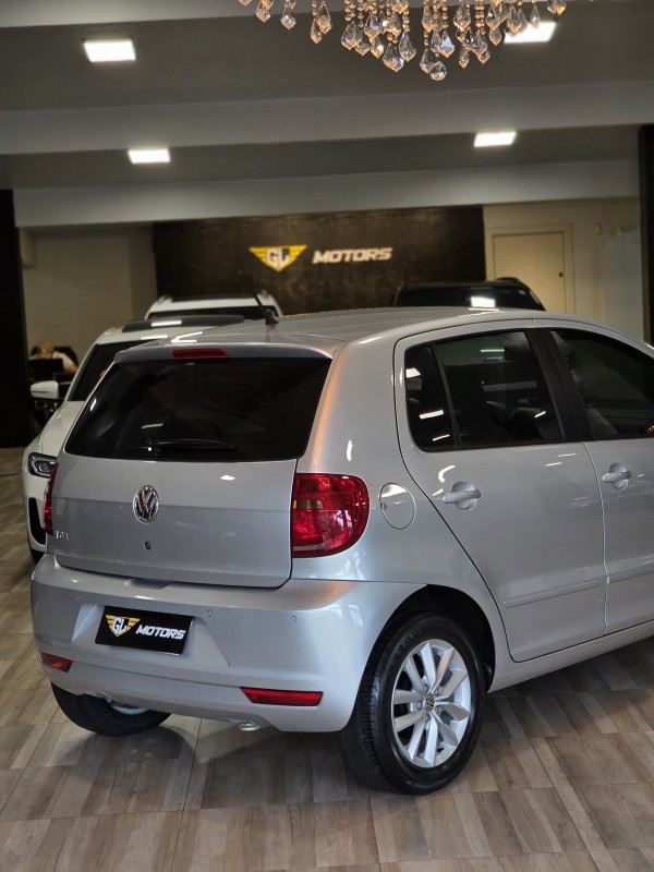 FOX 1.0 MI 8V FLEX 4P MANUAL - 2014 - CAXIAS DO SUL