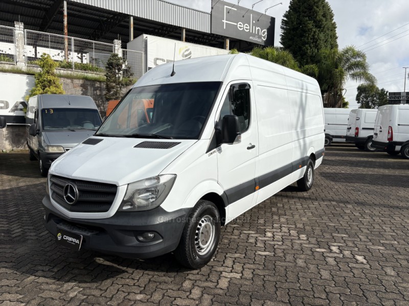 SPRINTER 2.2 415 CDI FURGÃO EXTRA LONGO TETO ALTO 3P DIESEL MANUAL - 2017 - FARROUPILHA