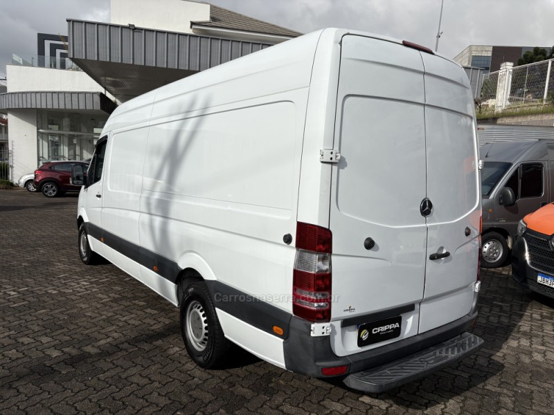 SPRINTER 2.2 415 CDI FURGÃO EXTRA LONGO TETO ALTO 3P DIESEL MANUAL - 2017 - FARROUPILHA
