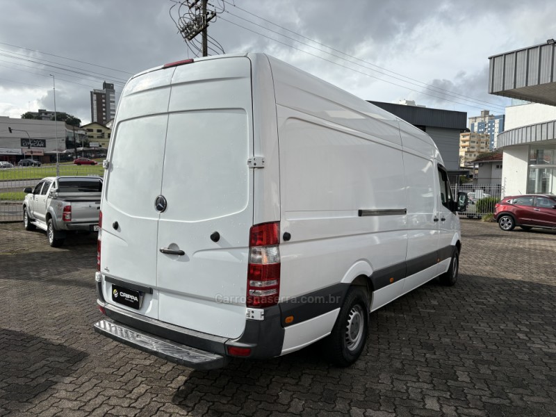 SPRINTER 2.2 415 CDI FURGÃO EXTRA LONGO TETO ALTO 3P DIESEL MANUAL - 2017 - FARROUPILHA