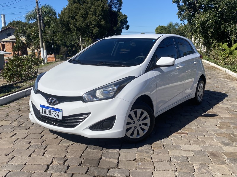 HB20 1.6 COMFORT PLUS 16V FLEX 4P AUTOMÁTICO