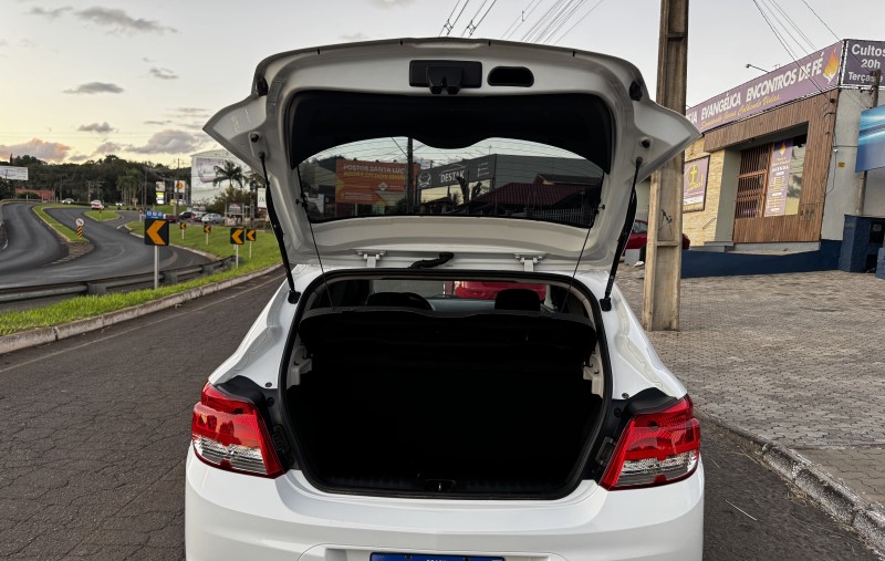 ONIX 1.0 LT PLUS 4P FLEX MANUAL - 2013 - DOIS IRMãOS